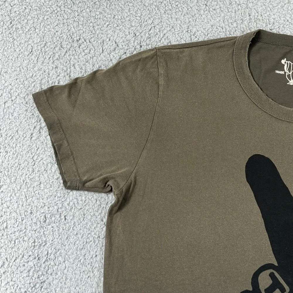 True Religion Graphic T-Shirt Peace Sign FREEDOM Olive‎ Green Men's Size L NWT
